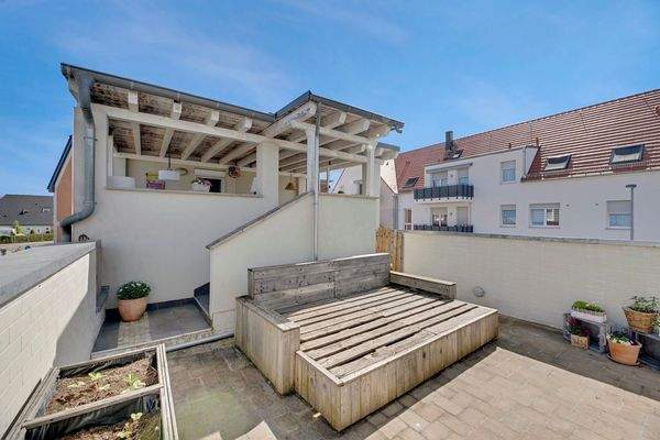Terrasse im Obergeschoss