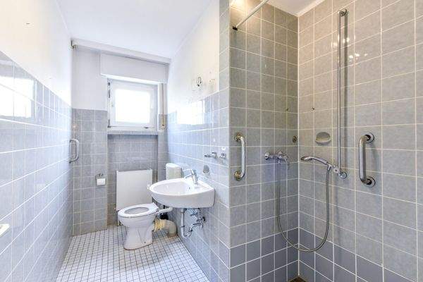 Badezimmer Erdgeschoss