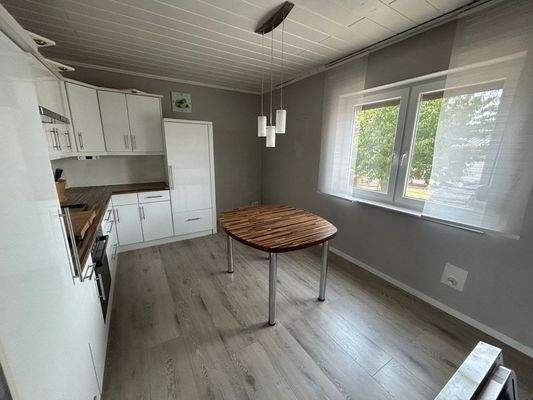 Küche große Hausseite rechts