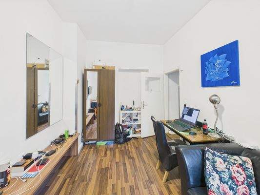 CAM01223G0-PR0168-STILL015