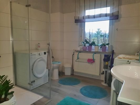 Badezimmer EG