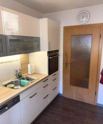 EG_Küche mit Einbauküche