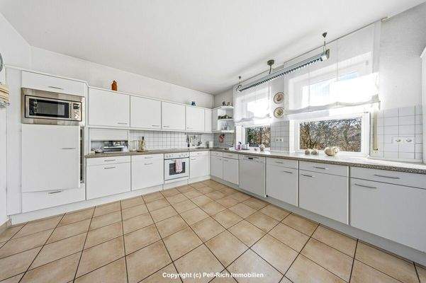 Küche EG (Hauptwohnung)