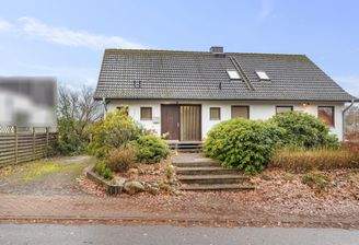 Familienfreundliches Raumwunder in Feldrandlage von Ashausen