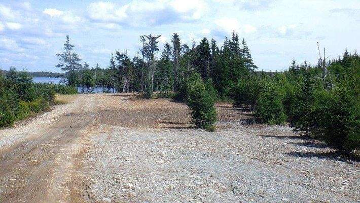 Zufahrt in das Grundstück