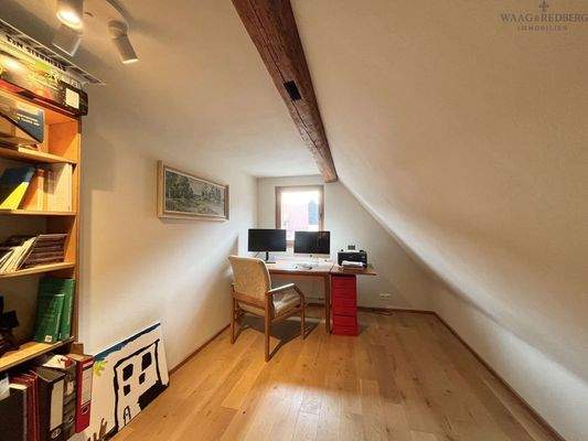 Büro im Obergeschoss