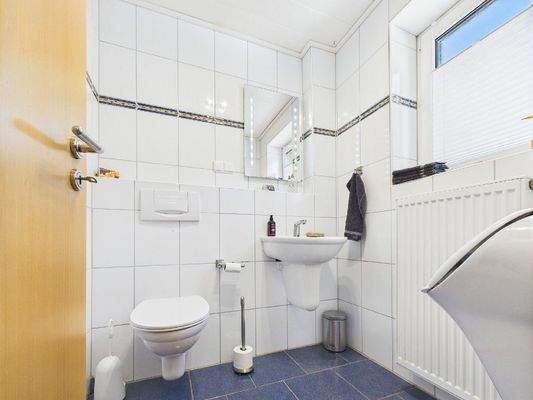 ... (hier Neubau) ...