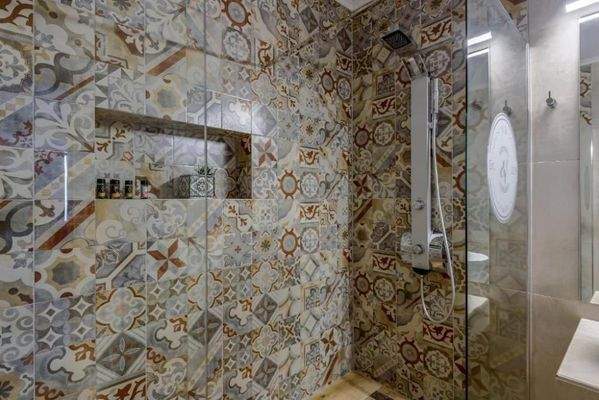 Kreta, Stalos: 2 unabhängige Wohnungen in Strandnähe zu verkaufen