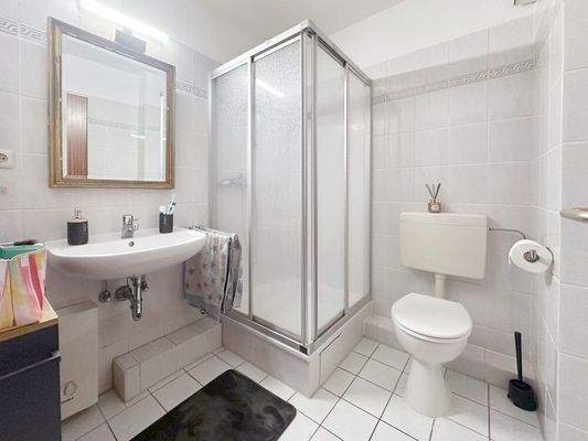 12960 LooseImmo Duschbad 