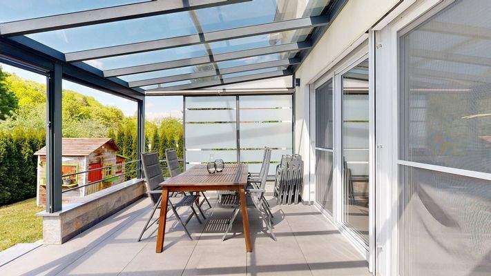 Überdachte Terrasse