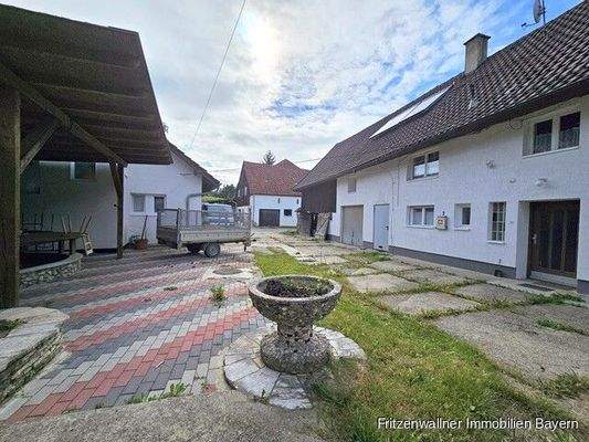 Überdachter Freisitz zwischen Haus 1 und Haus 2 Bild 2