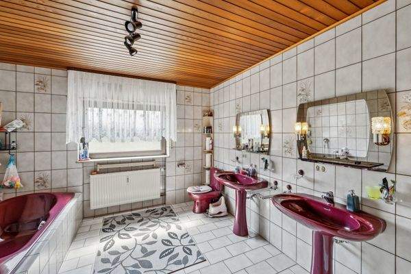 Tageslicht-Badezimmer EG