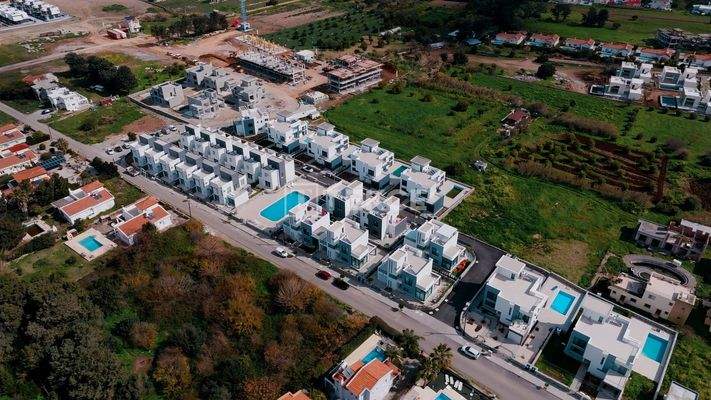 Detached Villas in Advanced Complex in North Cyprus Girne