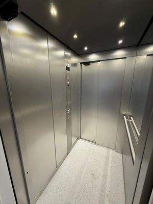 Aufzug bis vor die Wohnung