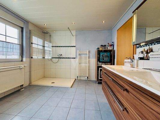 Badezimmer Obergeschoß