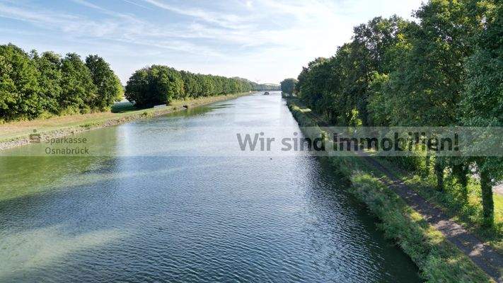 Impression Gehweg Kanal