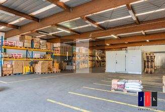 Halle Innenansicht 1 (EG)