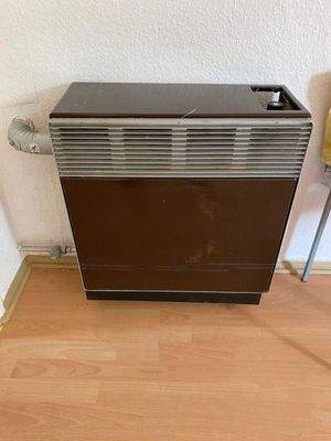 Gas- Außenwanderhitzer Wohnung 2. OG.jpg