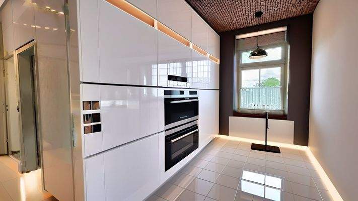 2.OG Küche (Beispielhafte Darstellung KI-bearbeitet)