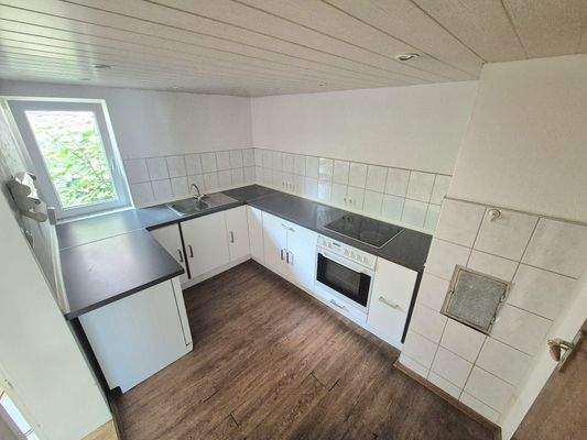 Küche Wohnung 1.jpeg