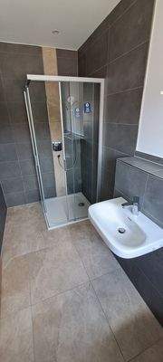 Gäste WC mit Dusche