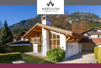 Architektenhaus mit Bergblick