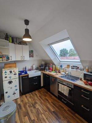 Grenadierweg Küche Dachgeschoss