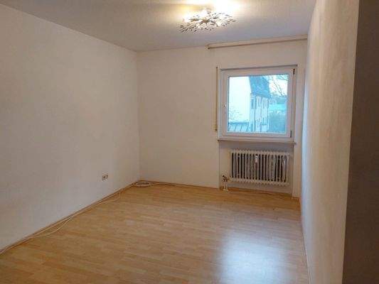 Kinder- bzw. Arbeitszimmer