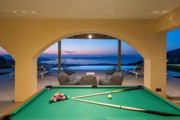 Kreta: Steinvilla mit Meerblick und Infinity-Pool in Drapanos zu verkaufen