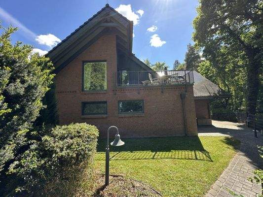 Einfamilienhaus mit Loftwohnung