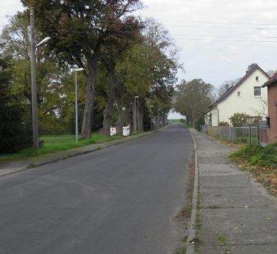 Nahe Ortsdurchfahrt, Ernst-Thälmann-Straße   