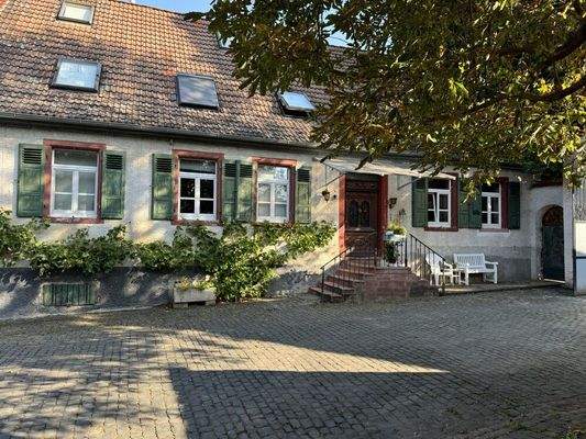 Haupthaus mit 5 Wohneinheiten