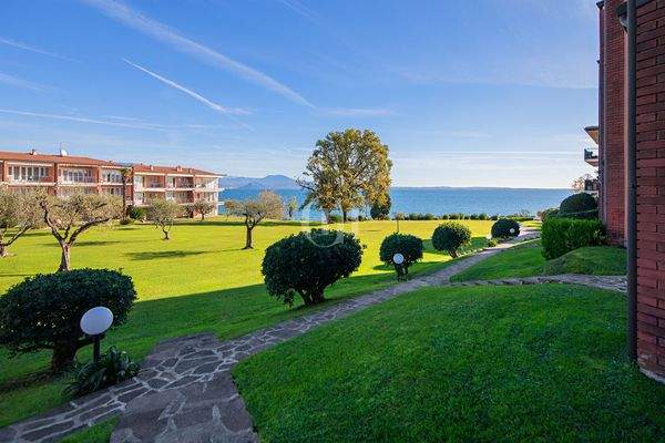 Seeblick von der Terrasse