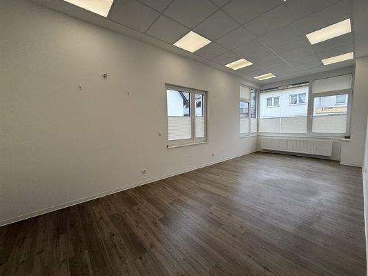 Büro 1