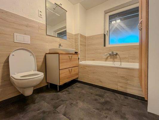 Badezimmer im Erdgeschoss