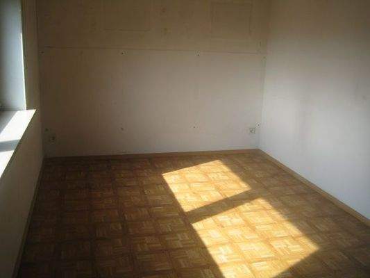 Kinderzimmer / Büro OG