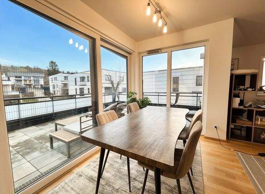 Esstisch mit Aussicht