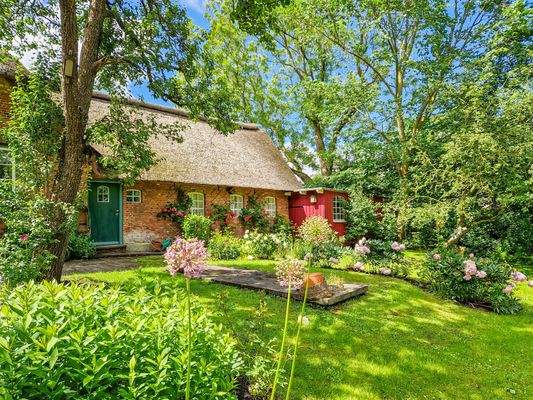 Blick zum Anbau - Schlafzimmer im ehem. Stall