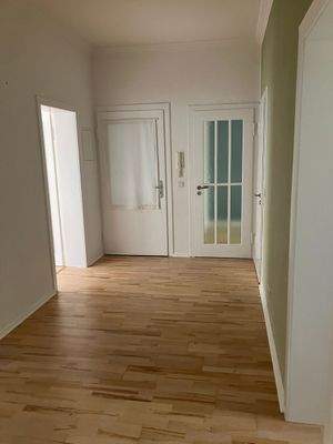 Eingangsbereich mit Holzboden