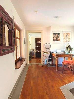 Blick in den Flur vom Wohnzimmer