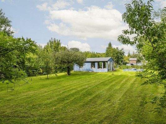 Gartenblick mit Erweiterungspotenzial