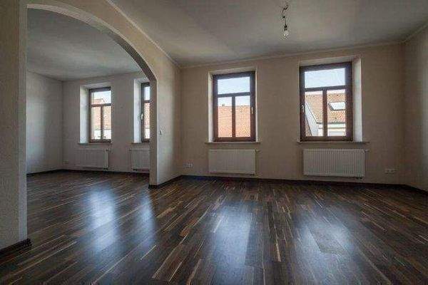 Wohnzimmer mit Essecke