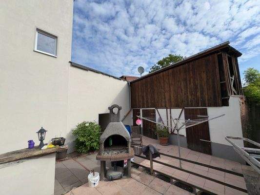 Innenhof mit Scheune.jpeg