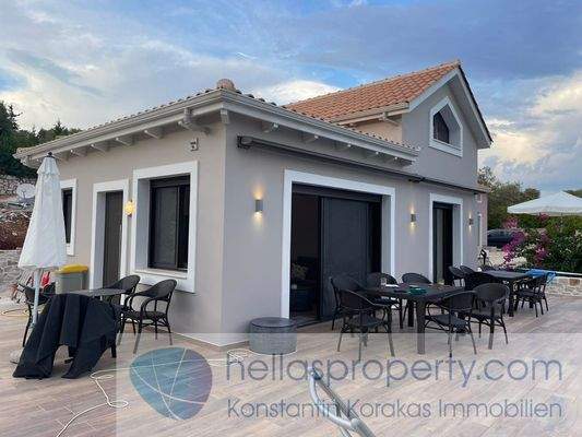 VILLA IN MEGANISI ERSTBEZUG 630 T (3)