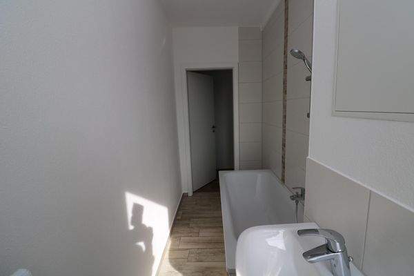 Beispiel Bad mit Wanne