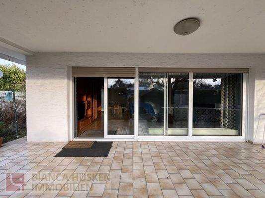 Überdachte Terrasse