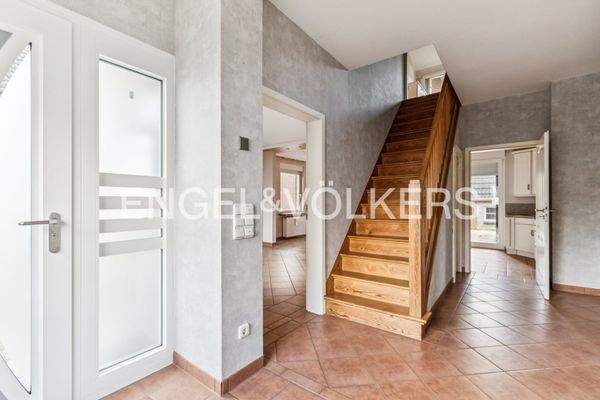 Eingangsbereich mit Zugang zu allen Räumen