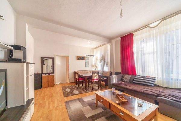 Wohnung 2 Wohnzimmer