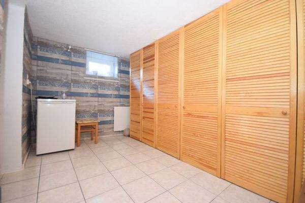 Keller mit Einbauschrank