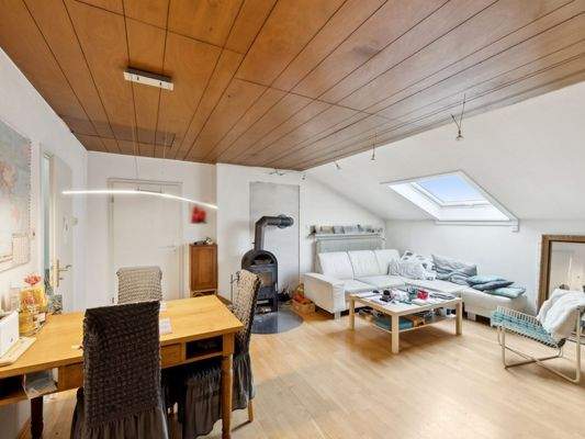 Wohn- und Essbereich DG